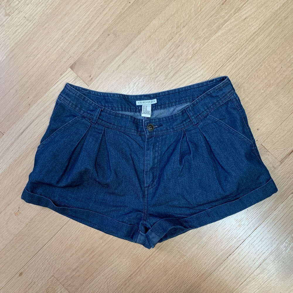 Forever 21 Shorts size 27